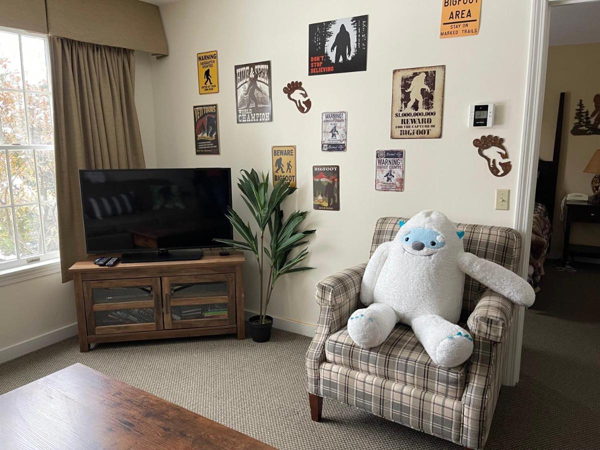 Unique Yeti-Theme Ski On Off Suite Jiminy-Sleeps 4 Hancock Zewnętrze zdjęcie