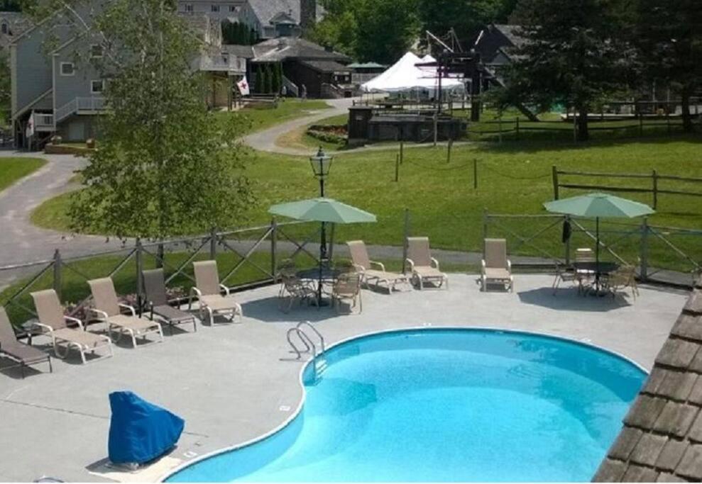 Unique Yeti-Theme Ski On Off Suite Jiminy-Sleeps 4 Hancock Zewnętrze zdjęcie