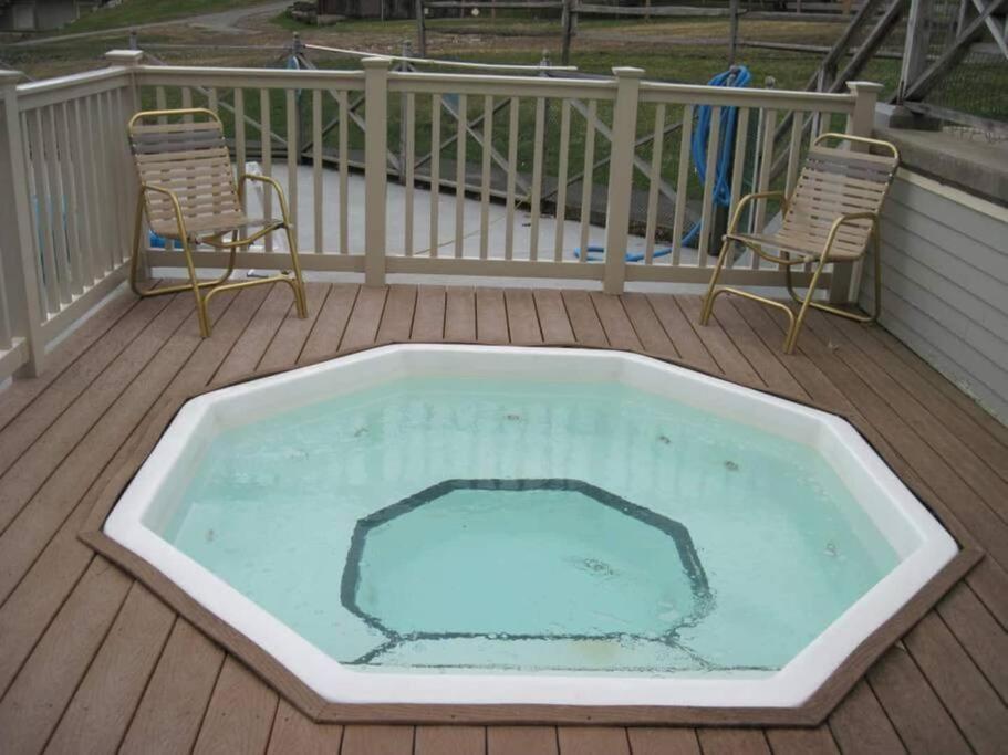 Unique Yeti-Theme Ski On Off Suite Jiminy-Sleeps 4 Hancock Zewnętrze zdjęcie